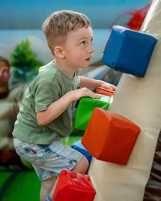 Батут  «Змей Горыныч», парк «Лога»